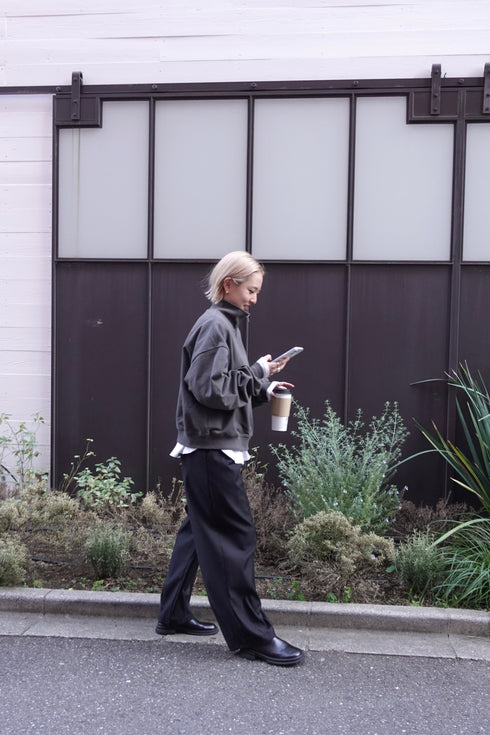 ボリュームスラックスパンツ